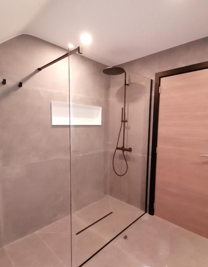 Le Clos Du Montys Louveigne Ngoại thất bức ảnh